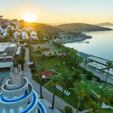 Selectum Collection Bodrum 5* Akyarlar