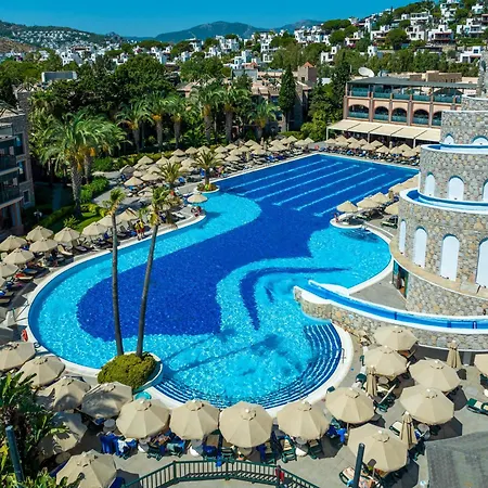 Selectum Collection Bodrum 5* Akyarlar